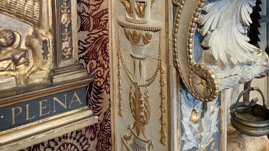 Wall motiffs in Valsecchi Musuem Milan